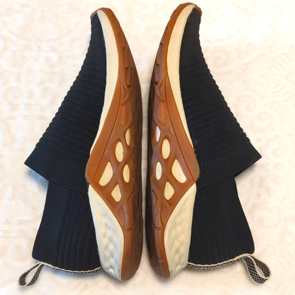 MERRELL Slip On Tennis Shoes Sz 9 - Picture 3 of 12